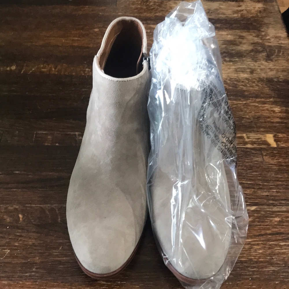 Sam Edelman Petty, Putty Suede Ankle Boots